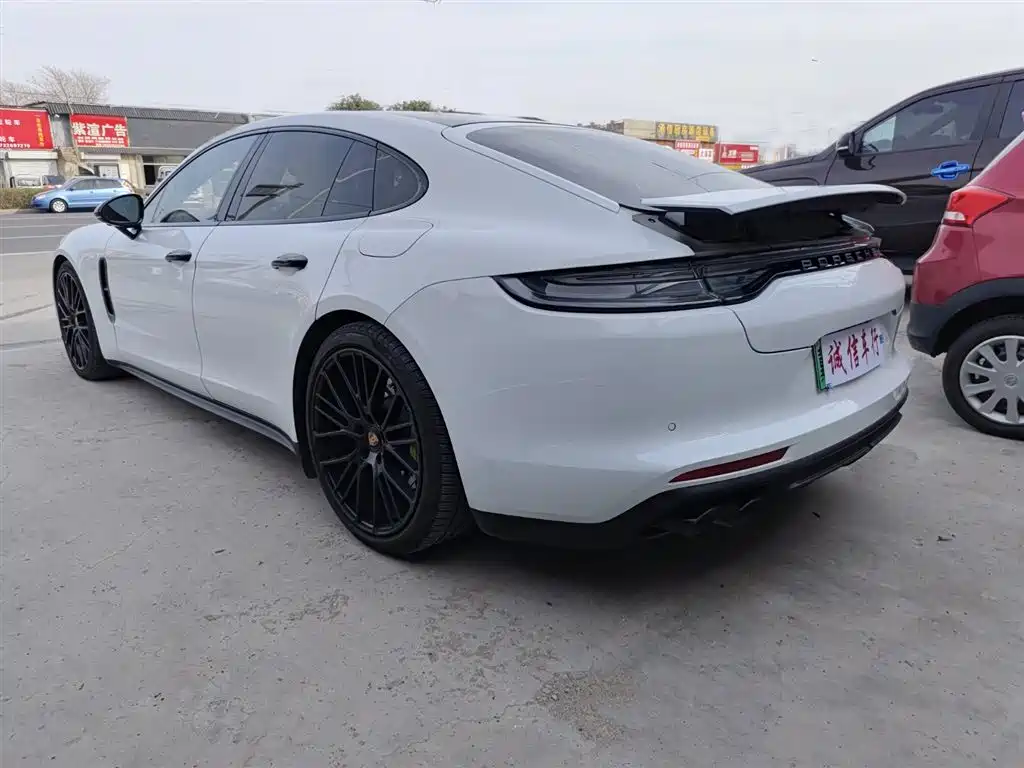 Porsche Panamera Hybrid 2023 — фото 6