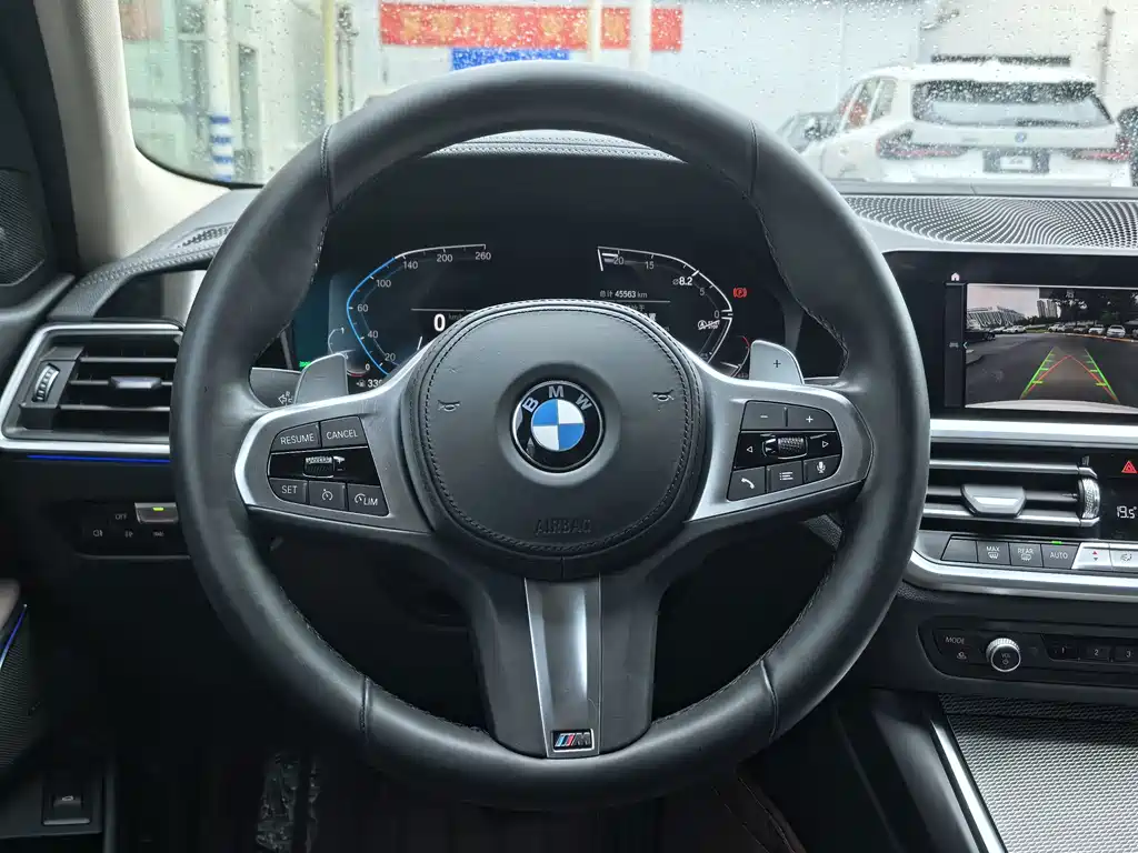 BMW 3 Series 2021 — фото 17