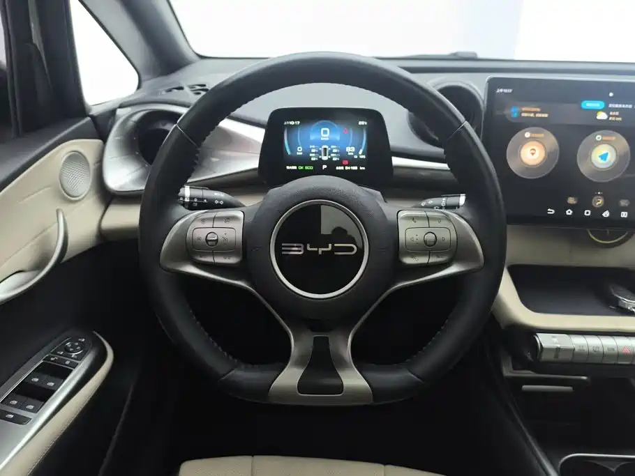 BYD Dolphin 2023 — фото 15