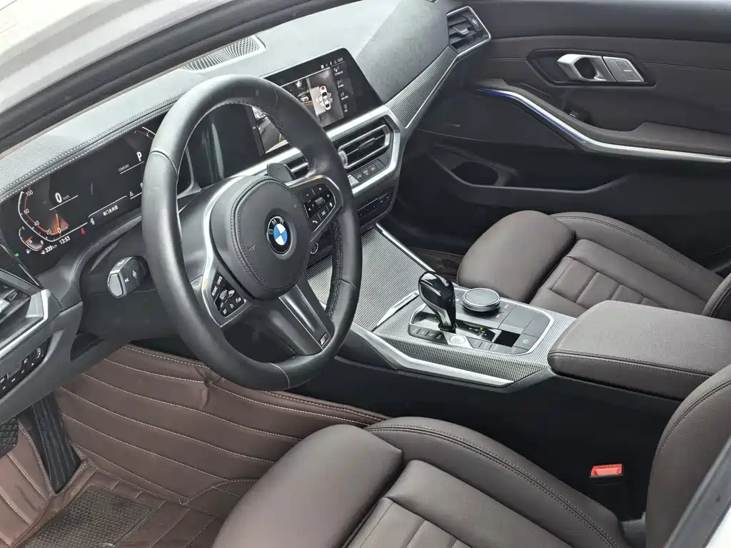 BMW 3 Series 2021 — фото 13