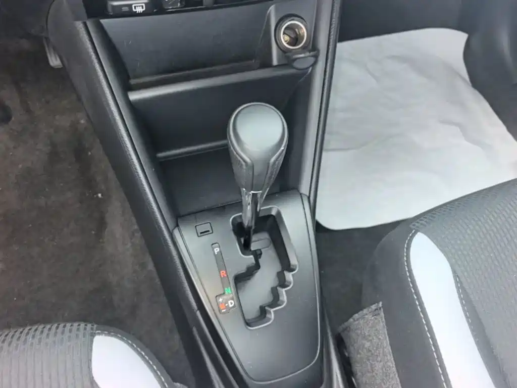 Toyota Yaris L 2021 — фото 14