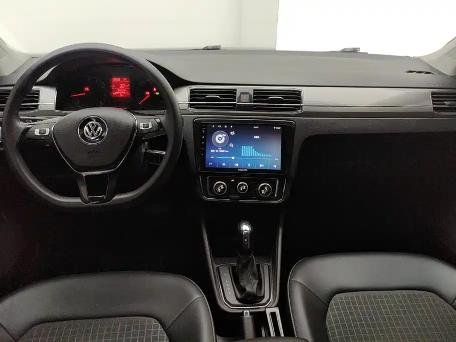Volkswagen Santana 2018 — фото 12