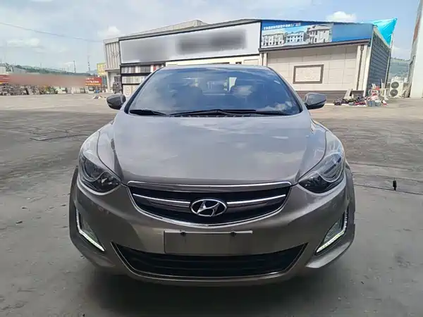 Hyundai Elantra Langdong 2015