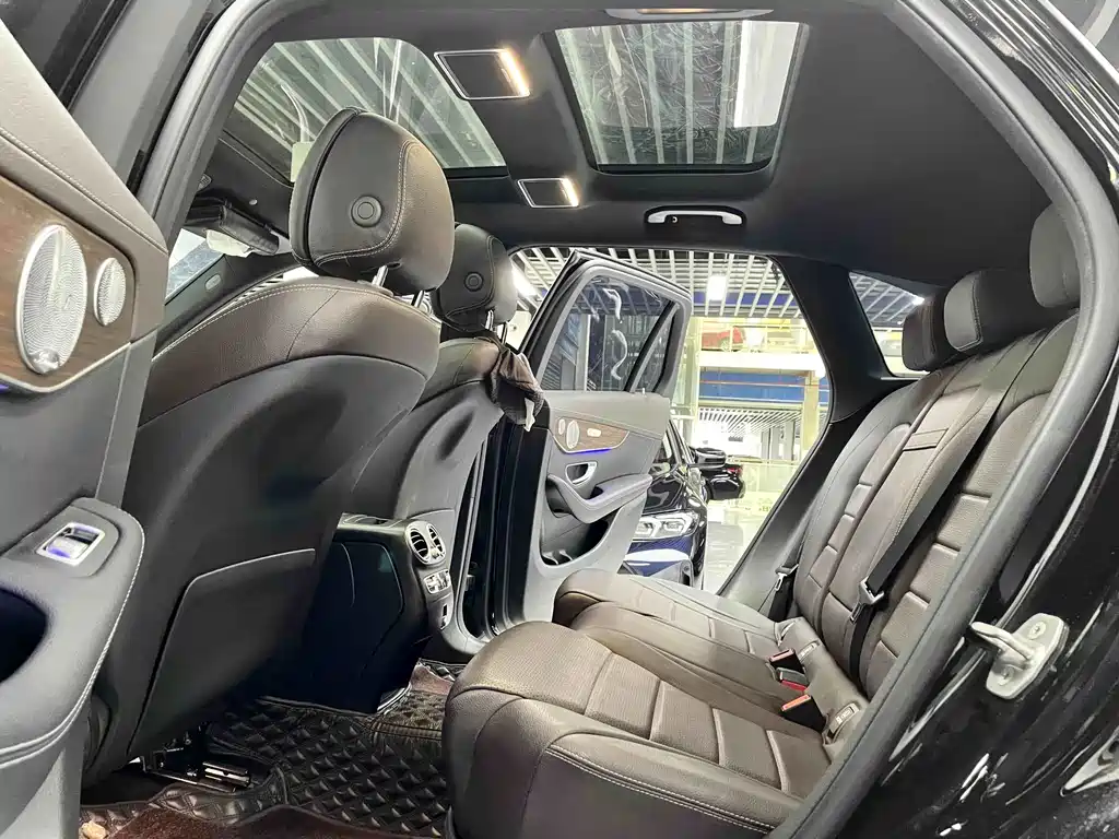 Mercedes-Benz GLC 2021