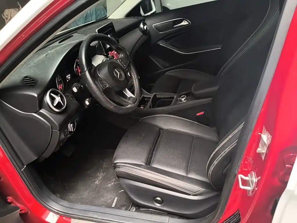 Mercedes-Benz GLA 2017 — фото 15