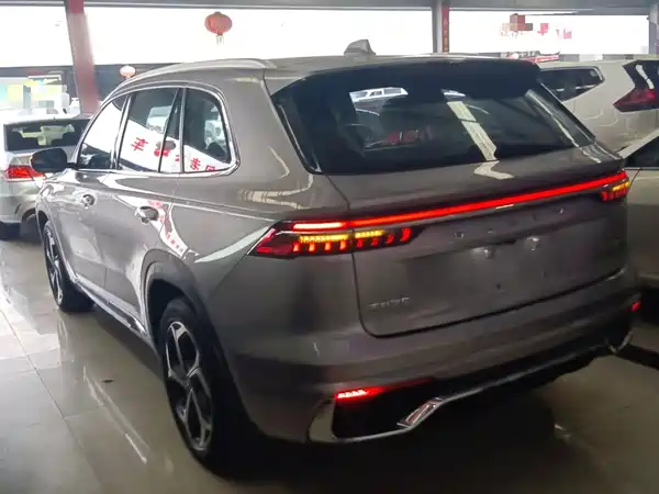 Geely Xingyue L 2021