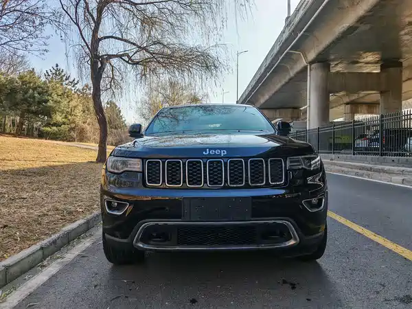 Jeep Grand Cherokee 2017
