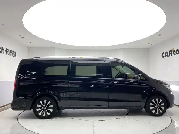 Mercedes-Benz Vito 2023
