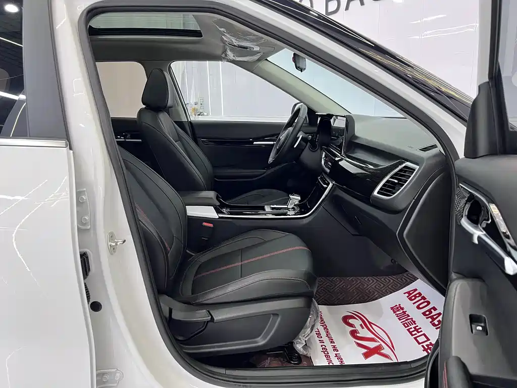 Kia KX3 2023 — фото 18