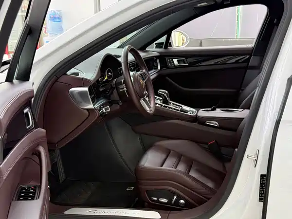 Porsche Panamera 2018