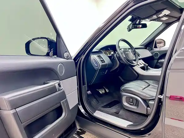 Land Rover Range Rover Sport 2015