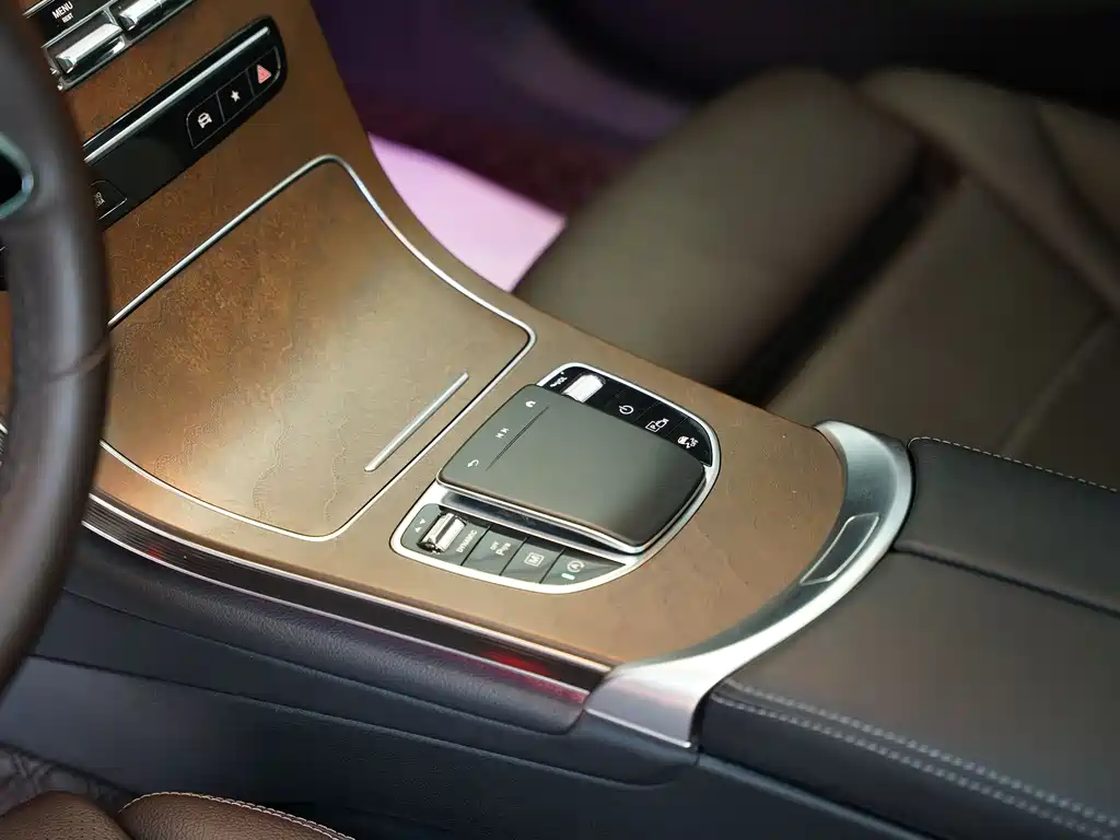 Mercedes-Benz GLC 2022 — фото 20