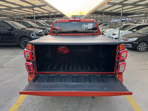 Isuzu D-MAX 2021