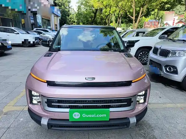 Geely ICON 2023