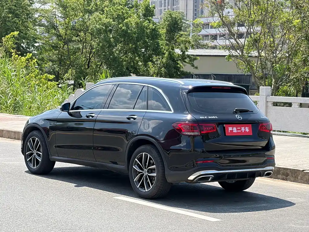 Mercedes-Benz GLC 2021