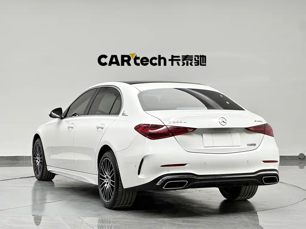 Mercedes-Benz C-Class 2024 — фото 8