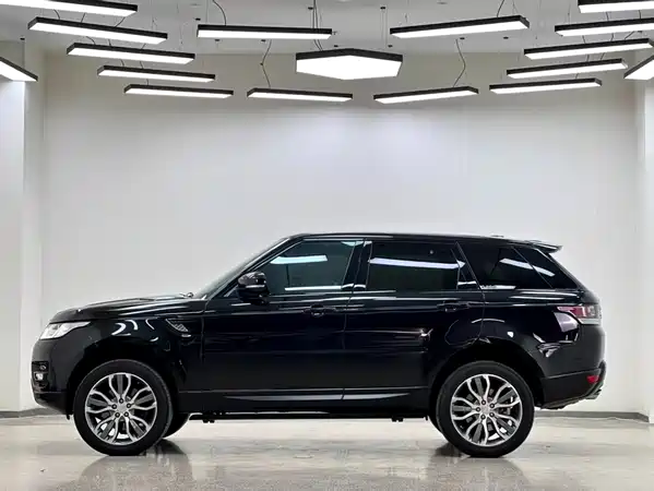 Land Rover Range Rover Sport 2015
