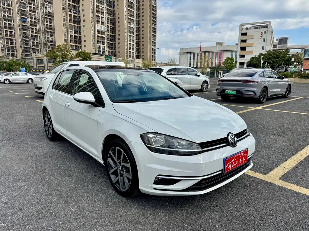 Volkswagen Golf 2018 — фото 3