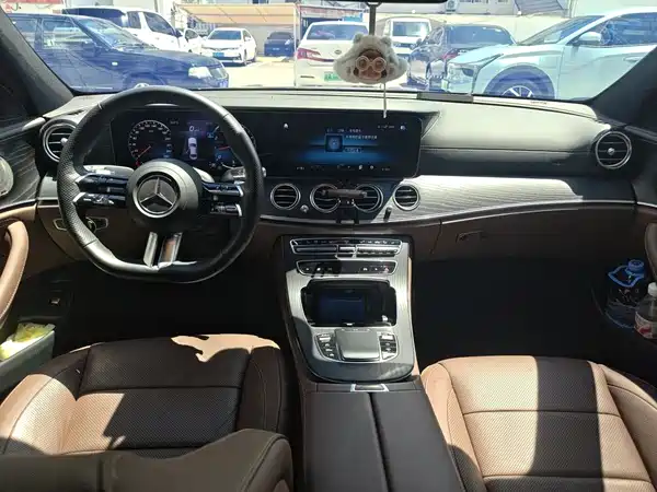 Mercedes-Benz E-Class 2023