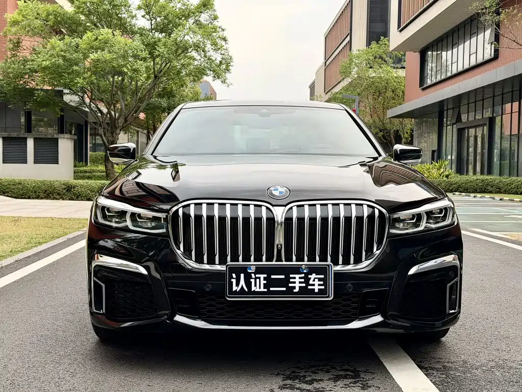 BMW 7 Series 2020 — фото 2