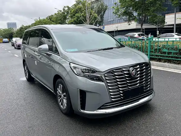 Buick GL8 2023