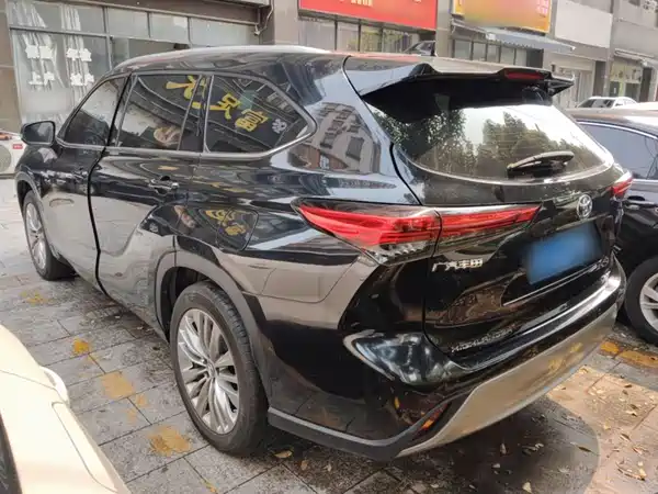 Toyota Highlander 2022