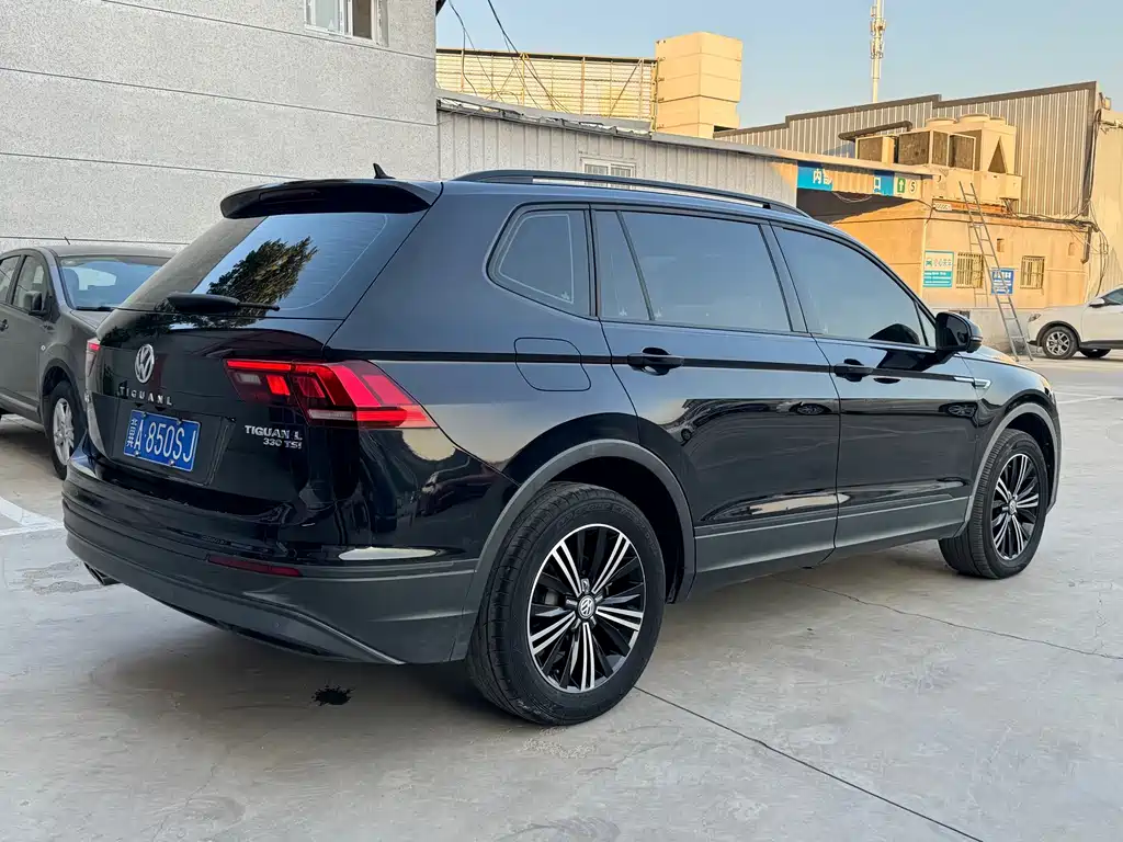 Volkswagen Tiguan L 2020