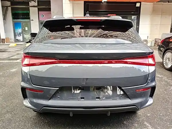 BYD e2 2021