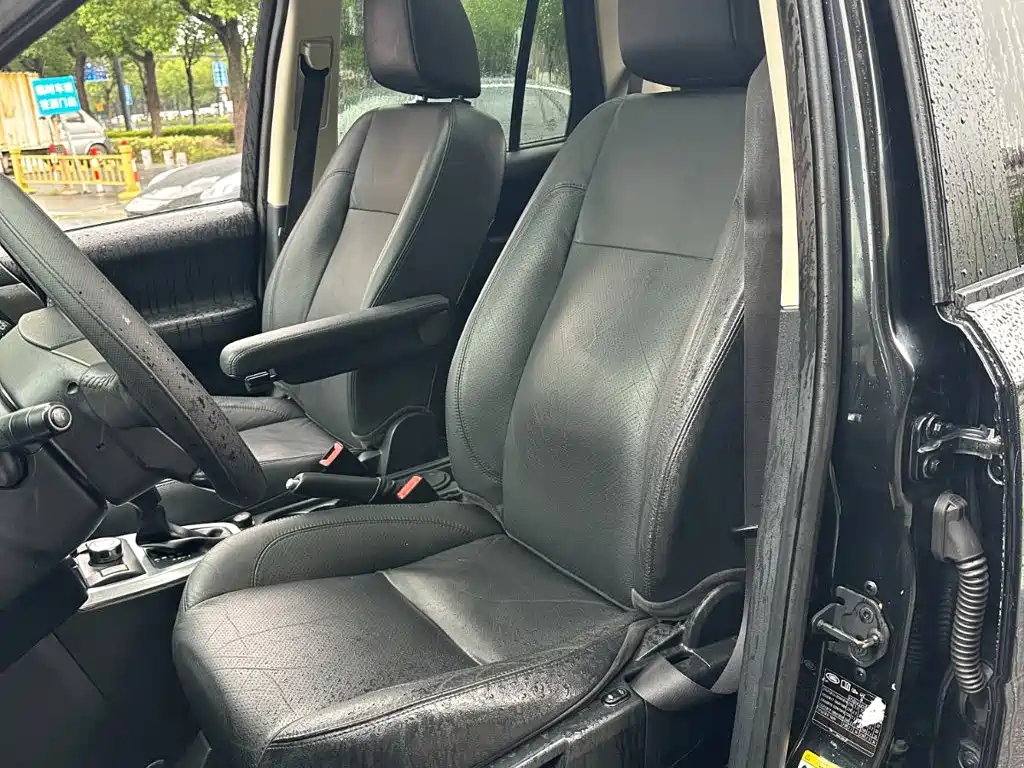 Land Rover Freelander 2 2010 — фото 12