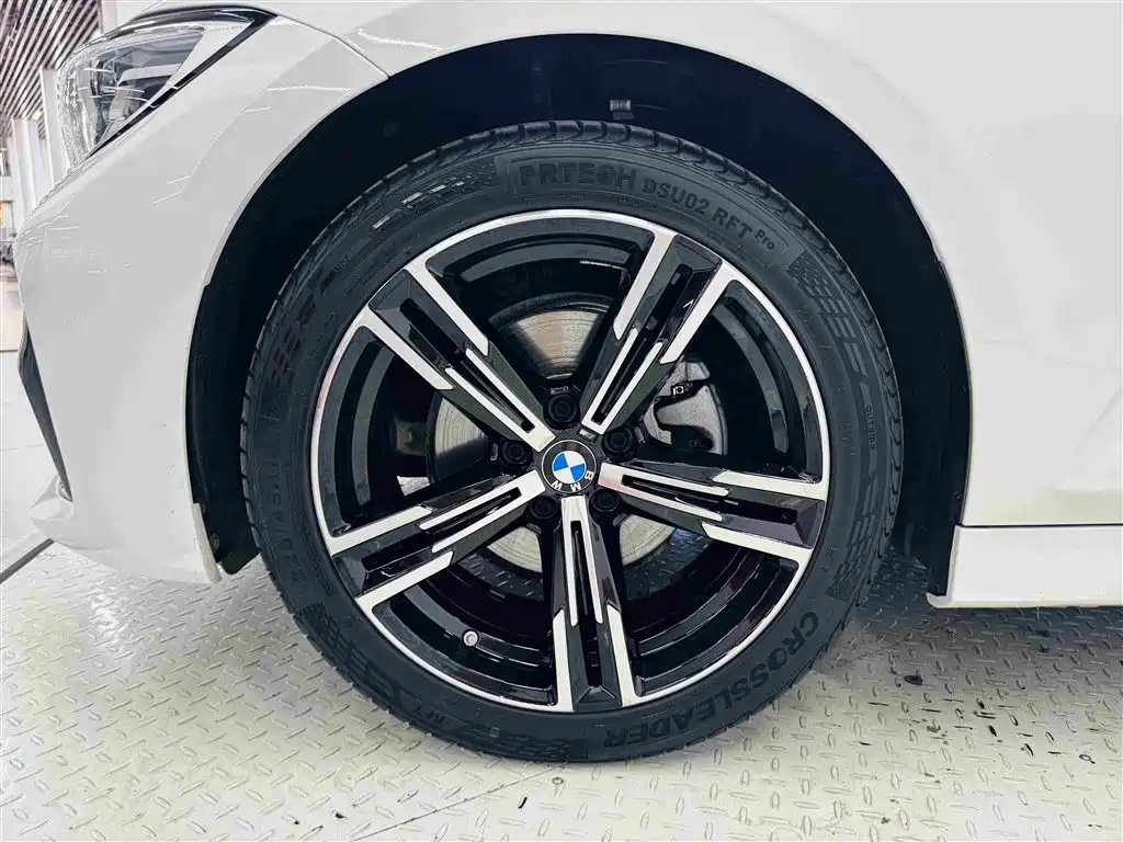 BMW 3 Series 2022 — фото 10