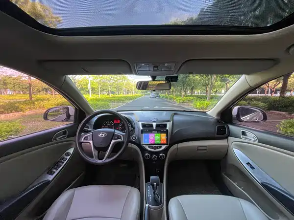 Hyundai Accent 2016