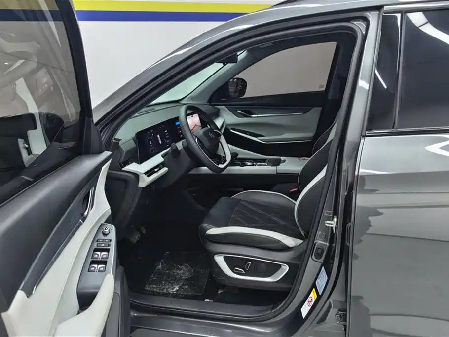 Changan CS75PLUS 2023 — фото 9