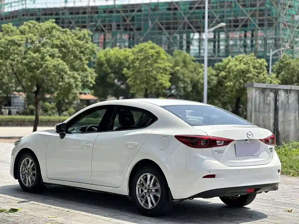 Mazda 3 Axela 2018