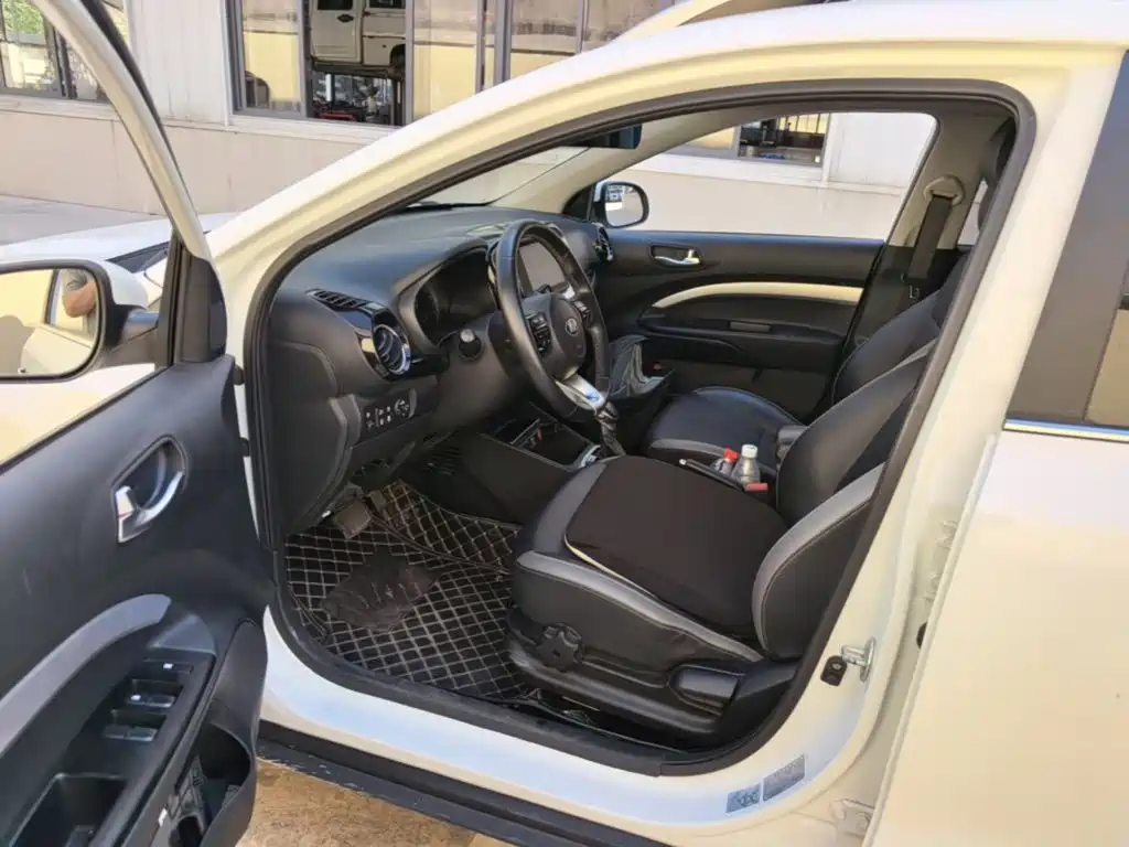 Kia KX1 2020 — фото 16