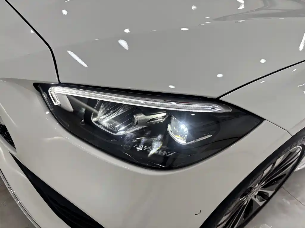 Mercedes-Benz C-Class New Energy 2025 — фото 8