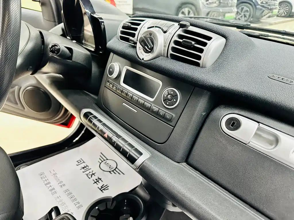 smart fortwo 2013 — фото 28