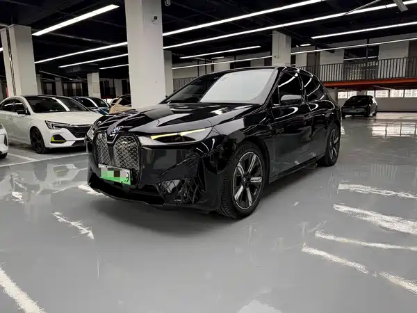 BMW iX 2022