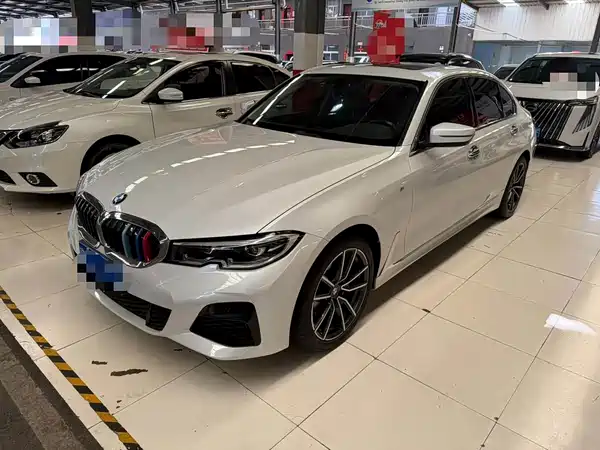 BMW 3 Series 2021