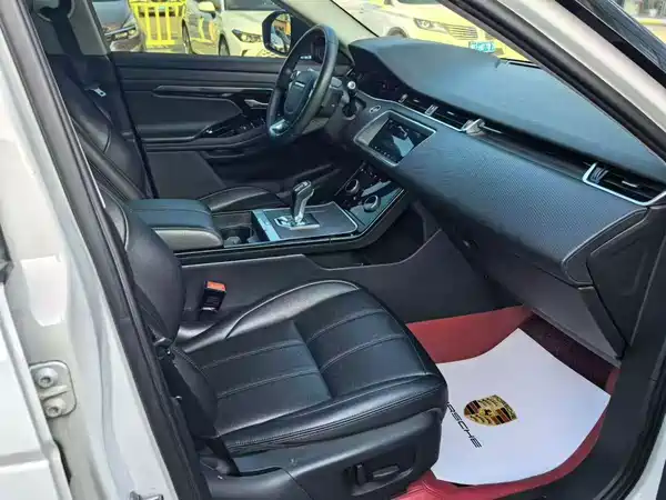 Land Rover Range Rover Evoque 2021