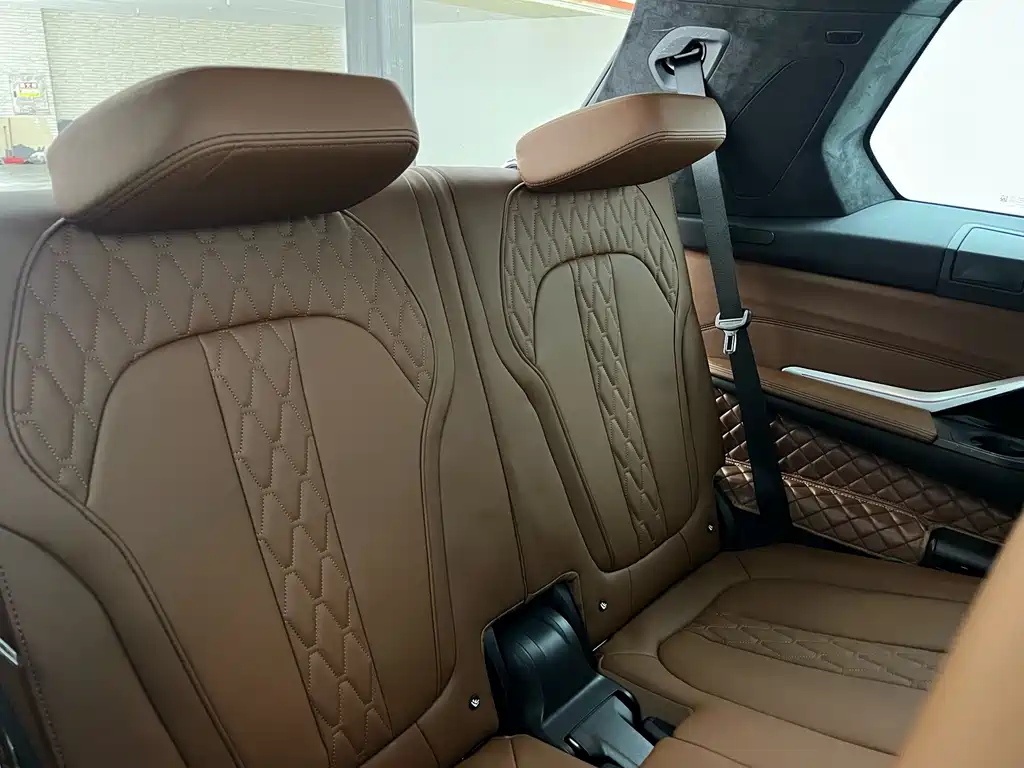 BMW X7 2023 — фото 24