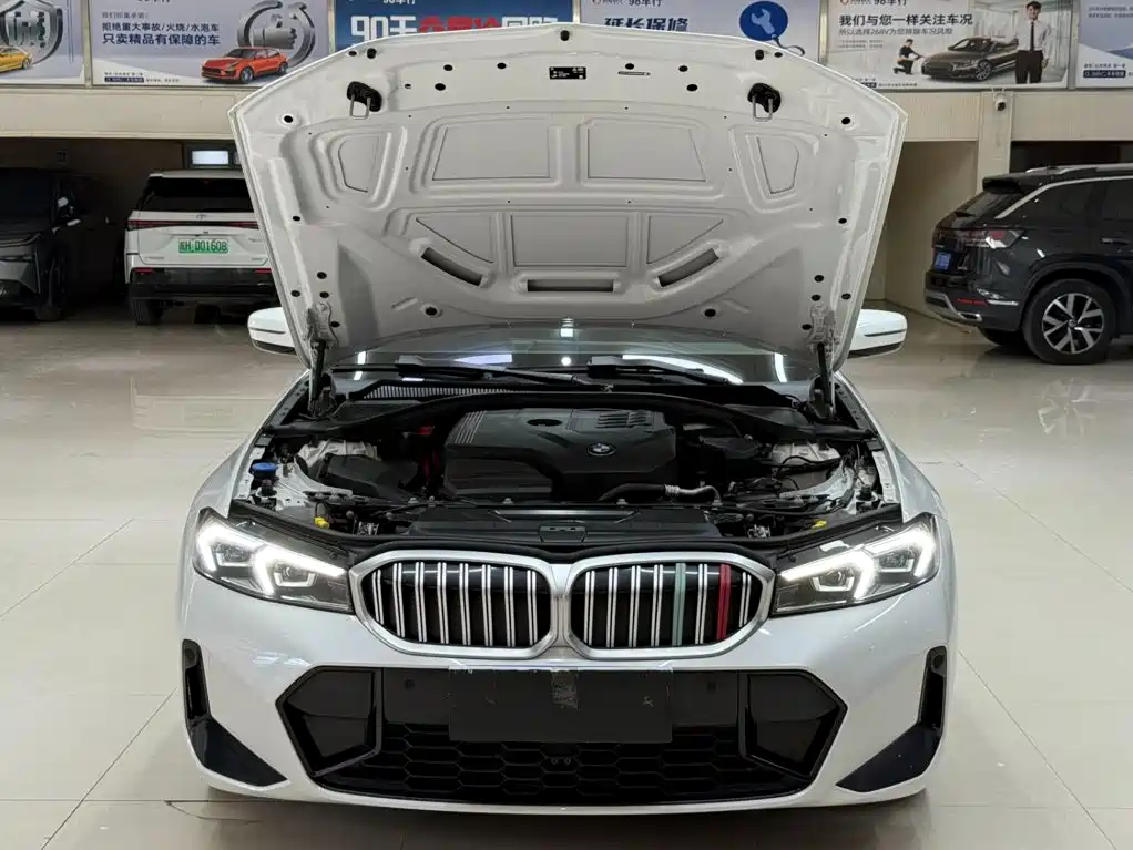 BMW 3 Series 2023
