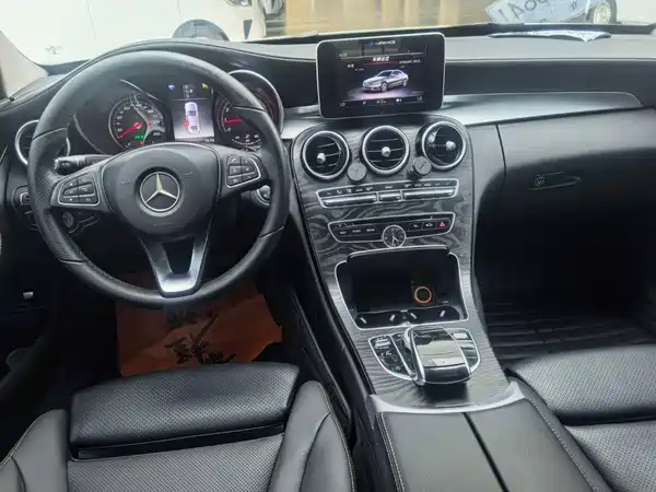 Mercedes-Benz C-Class 2018