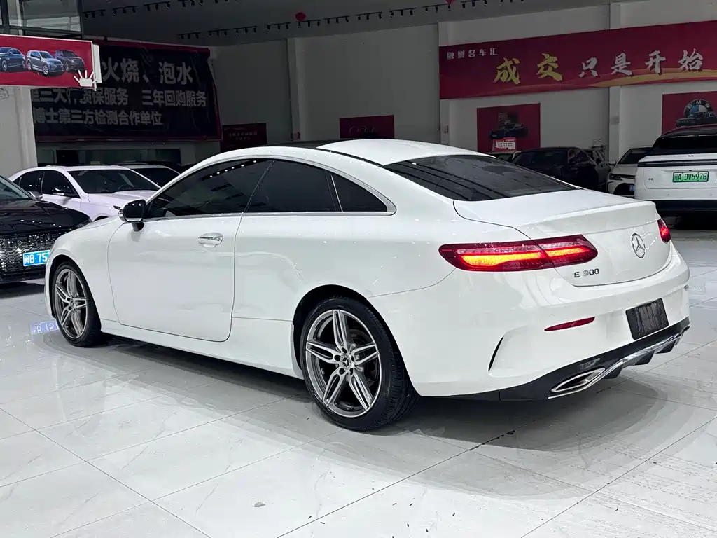 Mercedes-Benz E-Class 2020 — фото 9