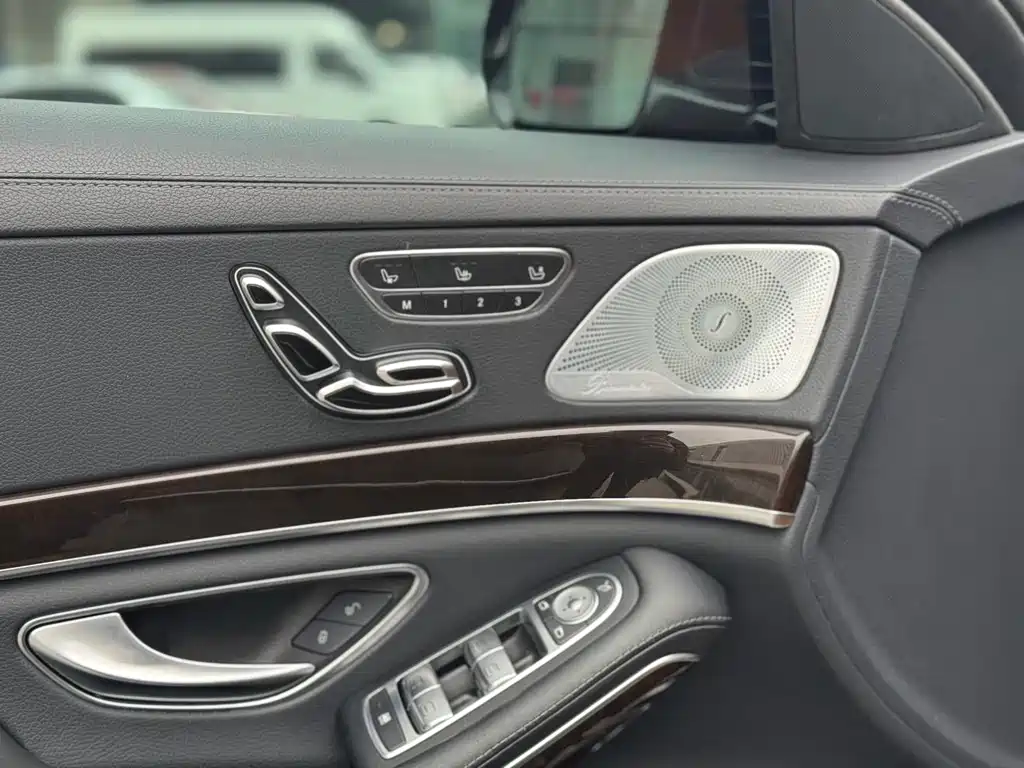 Mercedes-Benz Maybach S-Class 2021