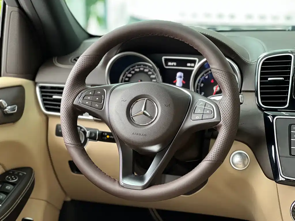 Mercedes-Benz GLE 2018 — фото 7