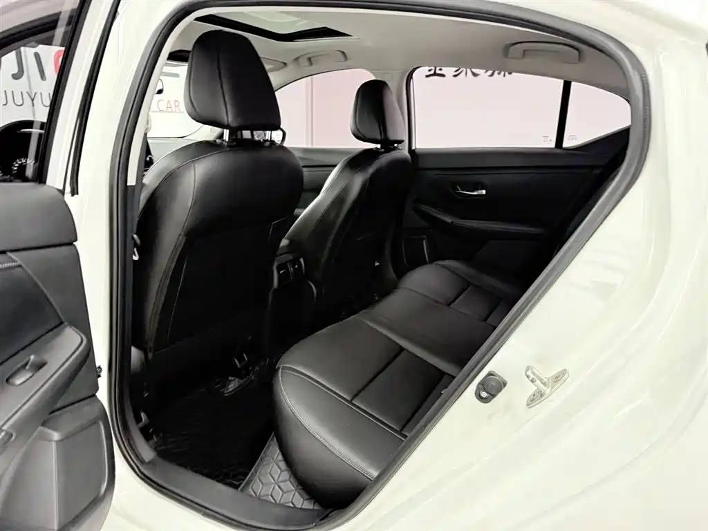 Nissan Sylphy 2020 — фото 10