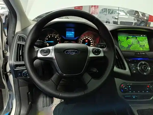 Ford Focus 2012