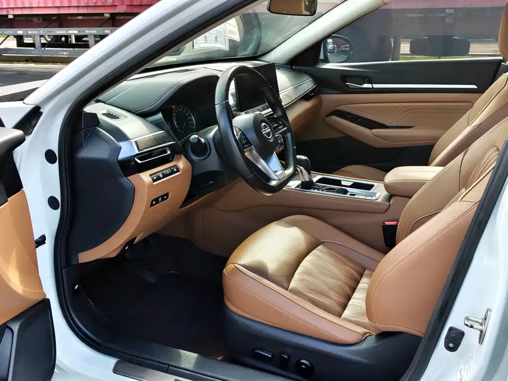 Nissan Teana 2023 — фото 6