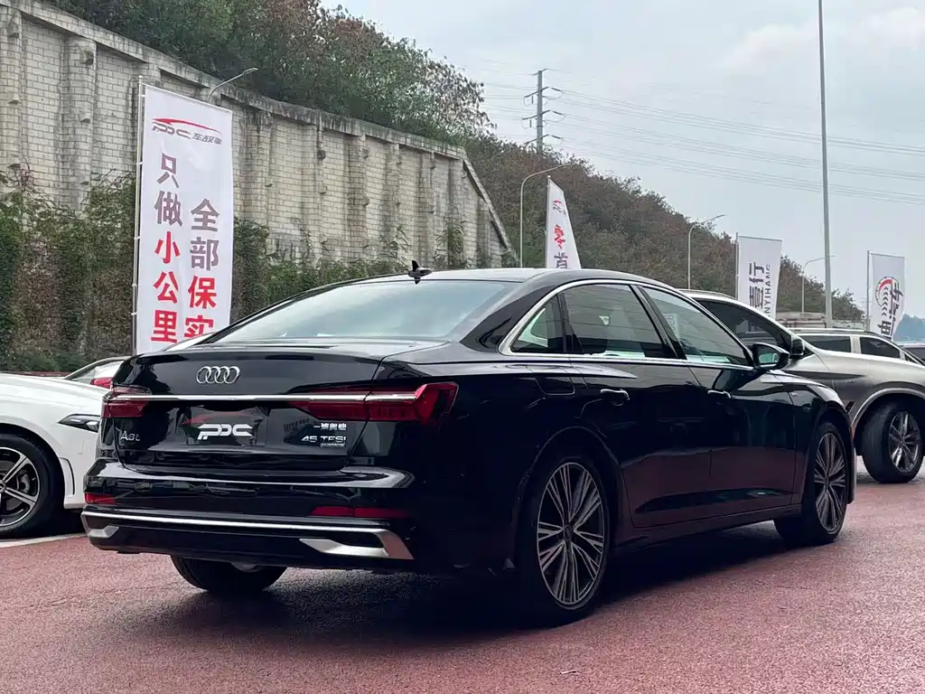 Audi A6L 2024 — фото 13