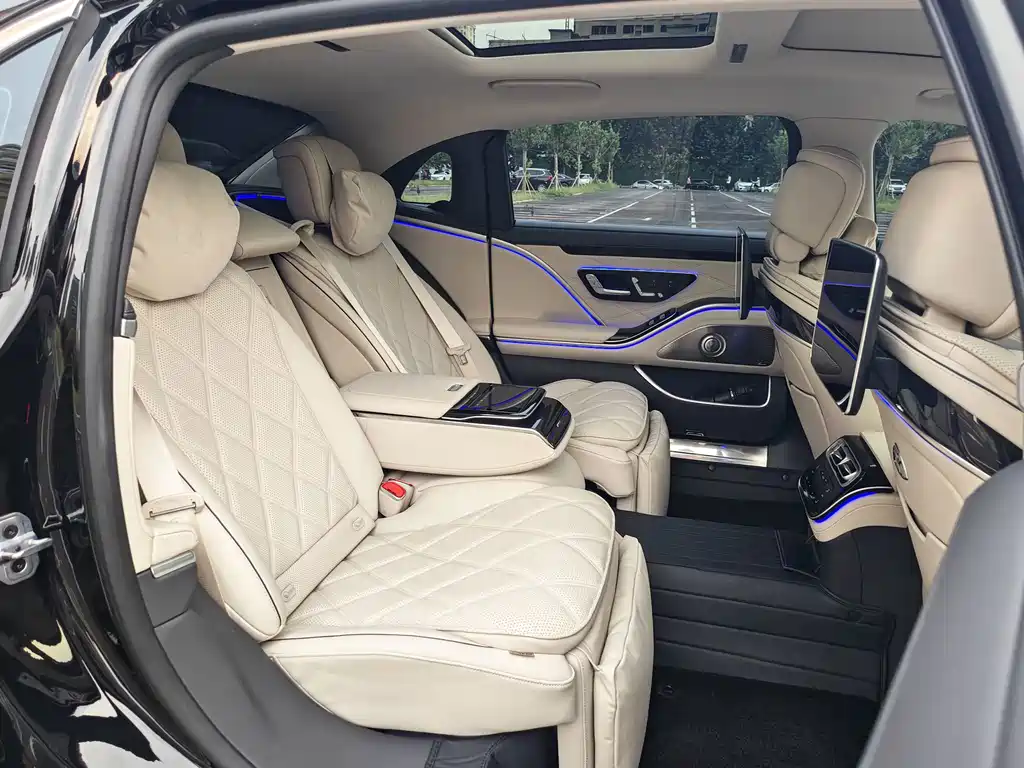 Mercedes-Benz Maybach S-Class 2026 — фото 8